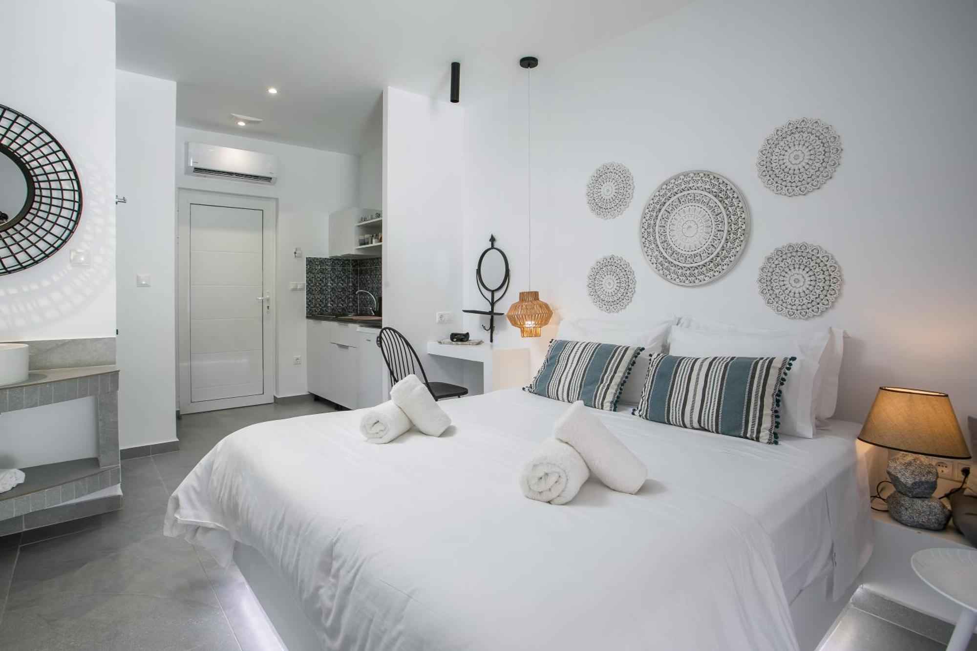 Calma Luxury Studios & Suites Faliraki Esterno foto