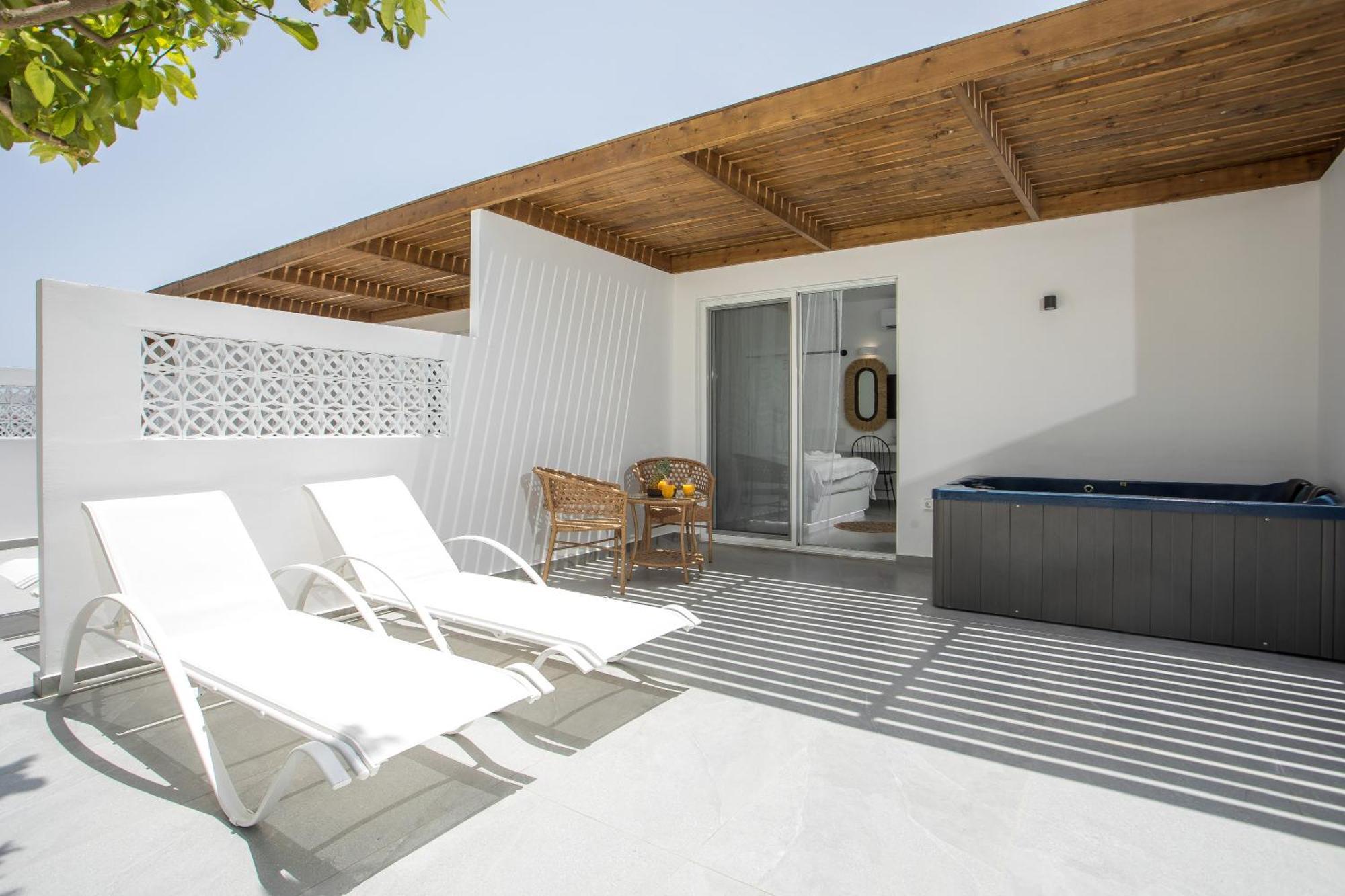 Calma Luxury Studios & Suites Faliraki Esterno foto