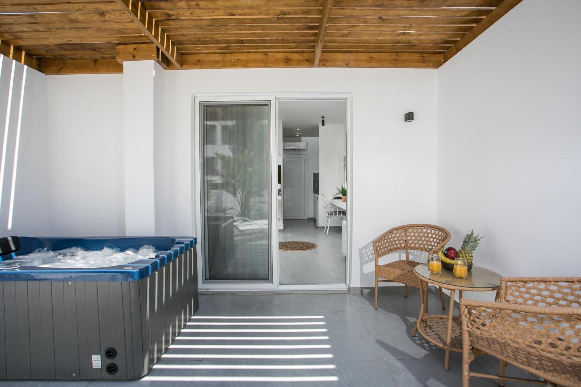 Calma Luxury Studios & Suites Faliraki Esterno foto