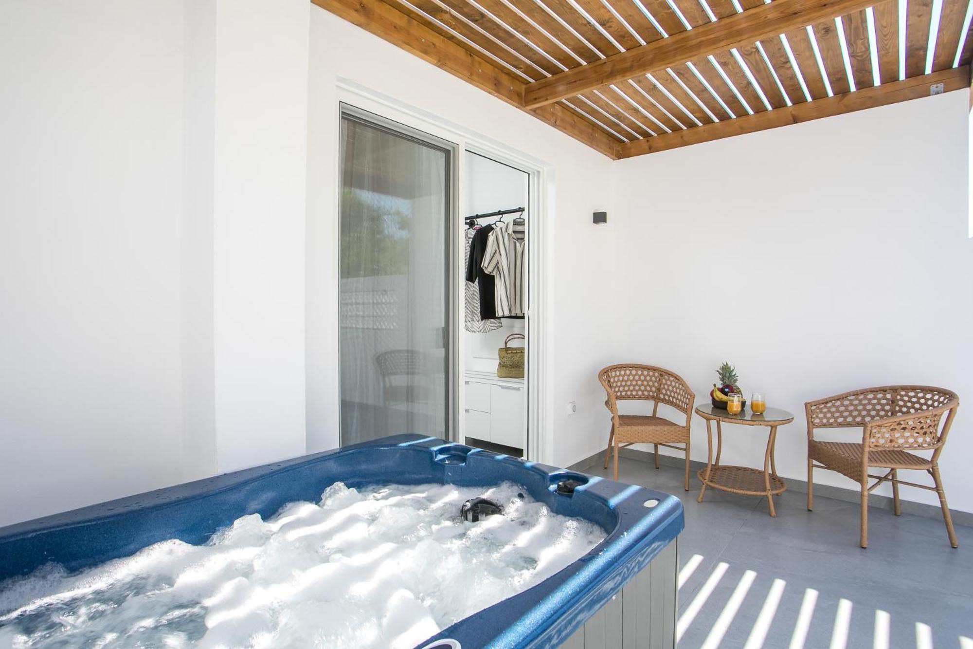 Calma Luxury Studios & Suites Faliraki Esterno foto