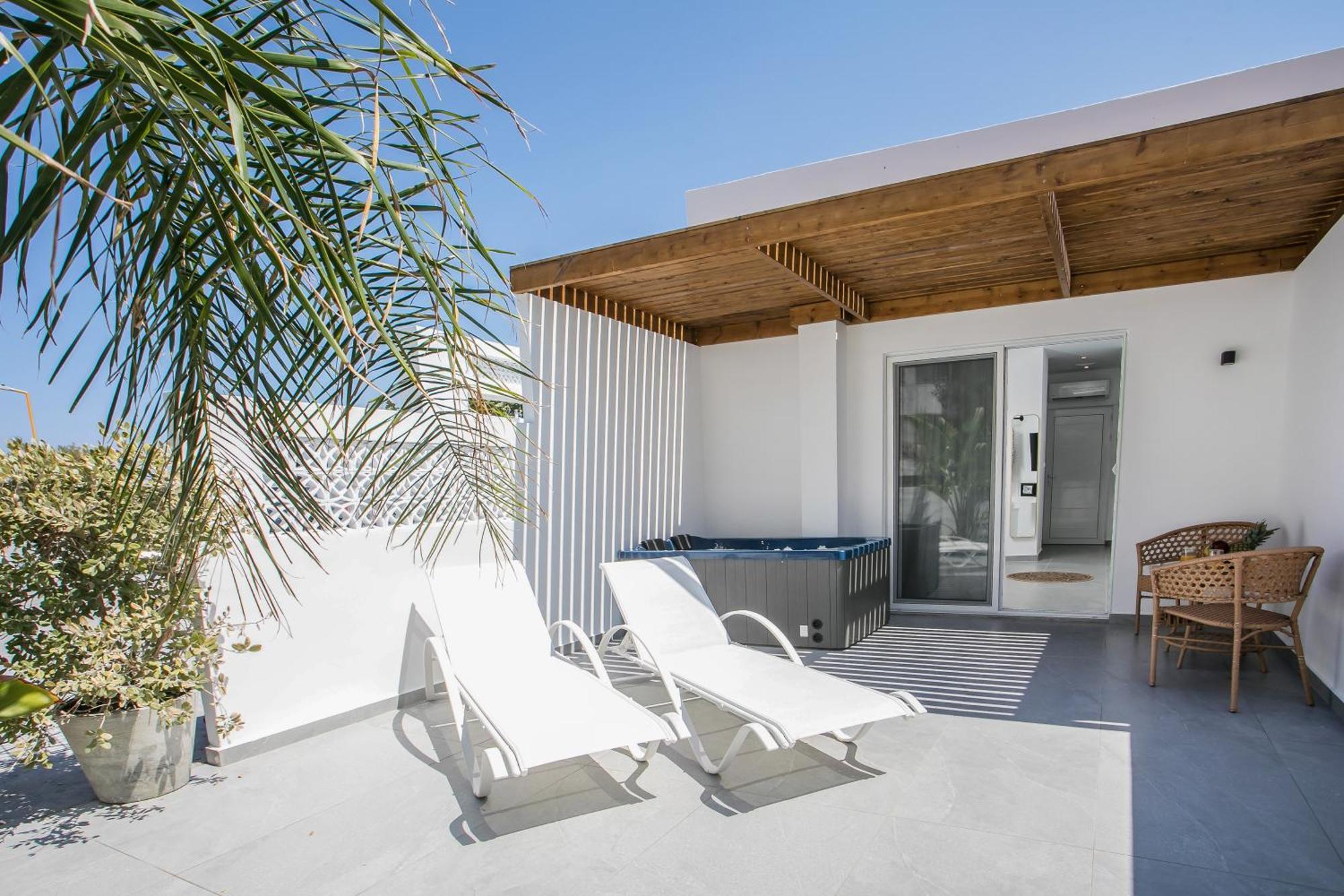 Calma Luxury Studios & Suites Faliraki Esterno foto